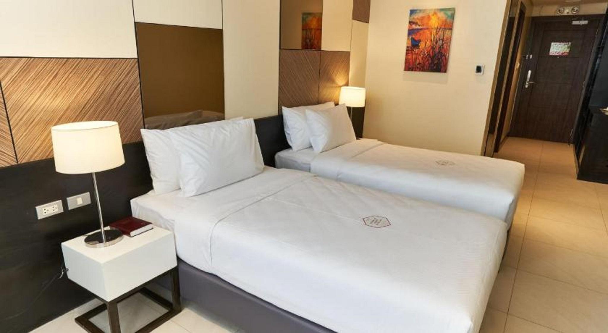 Summit Hotel Tacloban Exterior photo