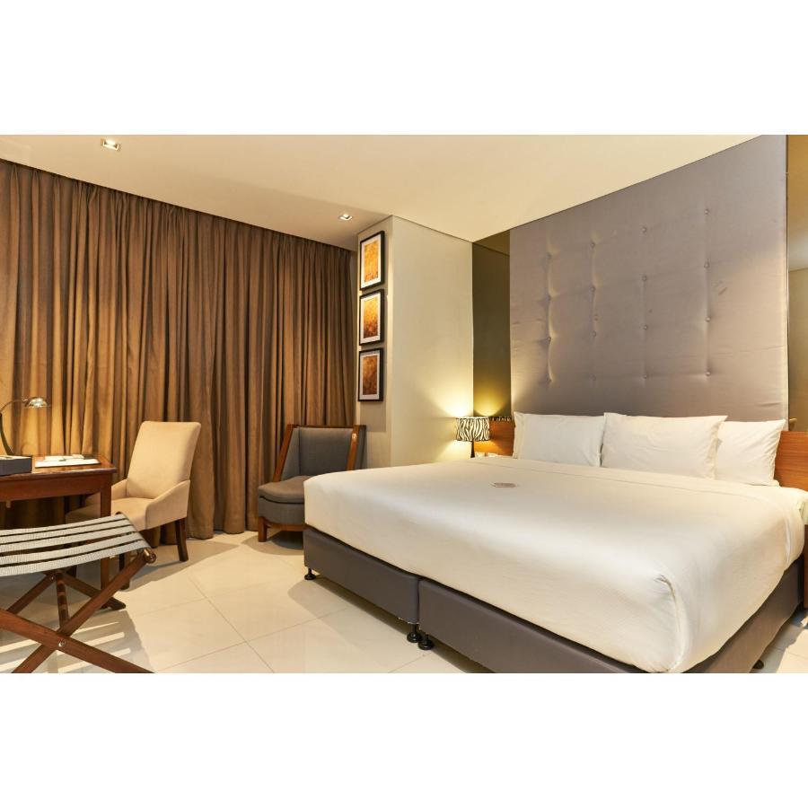 Summit Hotel Tacloban Exterior photo