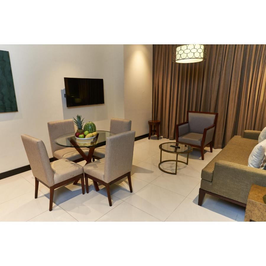Summit Hotel Tacloban Exterior photo